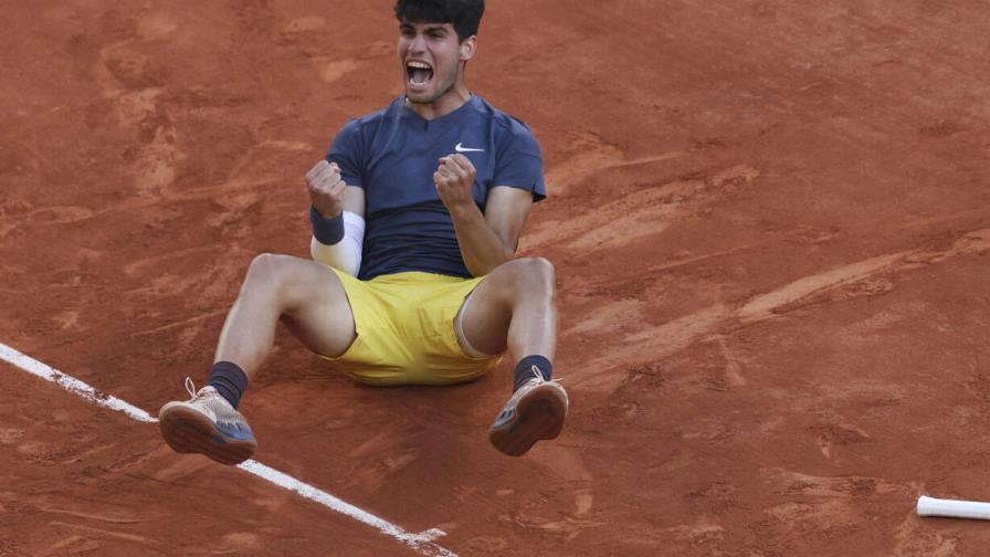 Alcaraz remonta hacia la gloria: primer Roland Garros, tercer Grand Slam