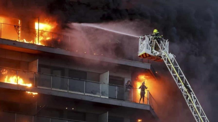 Cuatro muertos en un incendio en un edificio residencial en el centro de China