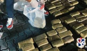 Autoridades decomisan contenedor con 1,061 paquetes de marihuana en Puerto Caucedo