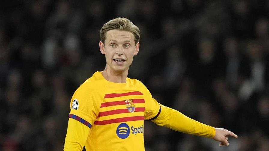 El mediocampista holandés Frenkie de Jong se perderá la Euro 2024 por una lesión en el tobillo