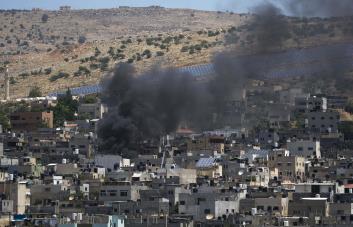 ONU dice que Israel y grupos palestinos pudieron cometer crímenes de guerra en redada letal