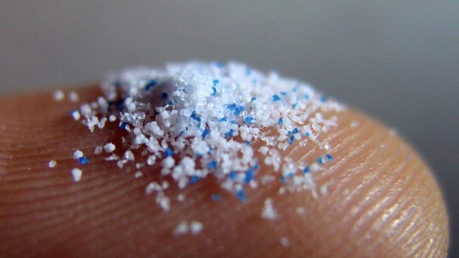Identifican microplásticos en semen humano, hasta ocho polímeros distintos