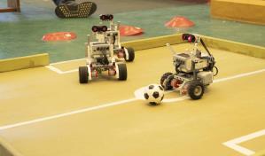 Primer Campeonato de Fútbol de Robots concluye con gran éxito
