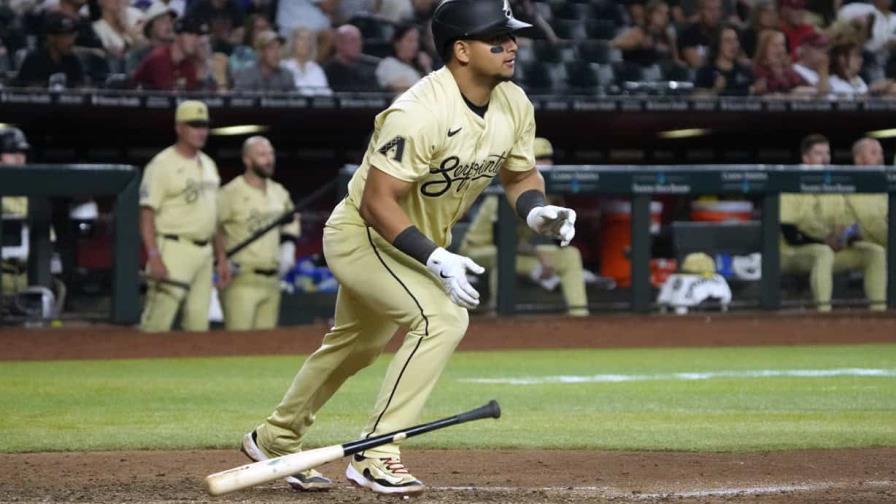 Grichuk, cerca del ciclo; Diamondbacks vencen 9-4 a Angelinos en regreso de Geraldo Perdomo