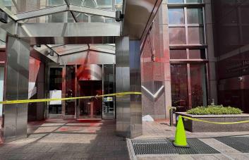 Manifestantes propalestinos vandalizan lugares vinculados a Brooklyn Museum y ONU en NY