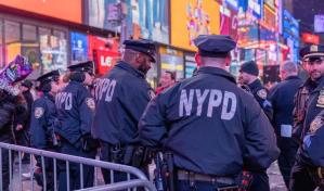 Policía de NY prohíbe las barbas a todos sus oficiales a partir de este mes