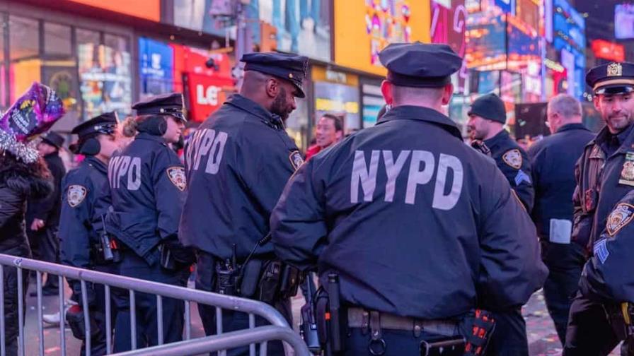 Acusada de morder a agente de policía de la ciudad de NY asegura que policías las agredieron