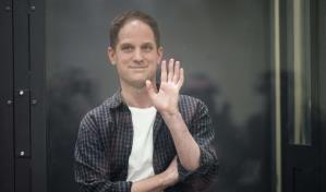 Reportero estadounidense, preso en Rusia acusado de espionaje, enfrentará juicio