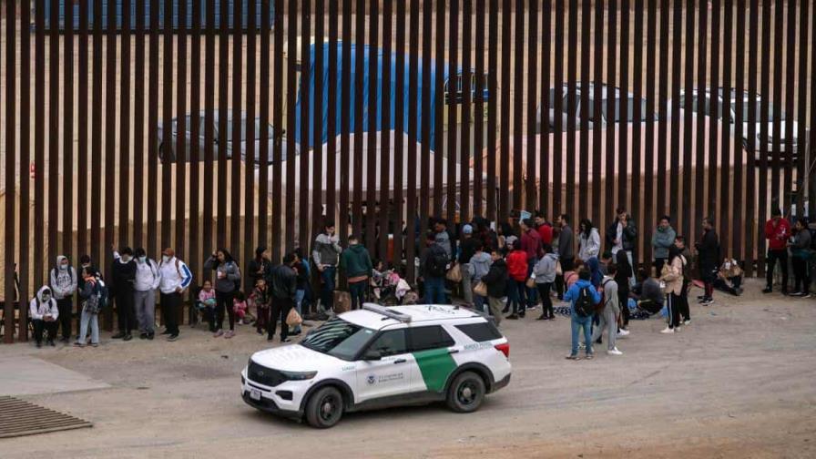 División entre las autoridades fronterizas de Arizona por orden que restringe el asilo