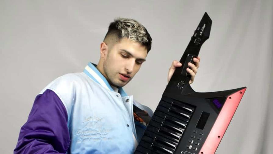 La historia del músico argentino Luqiano y su proyecto de rescatar la cumbia