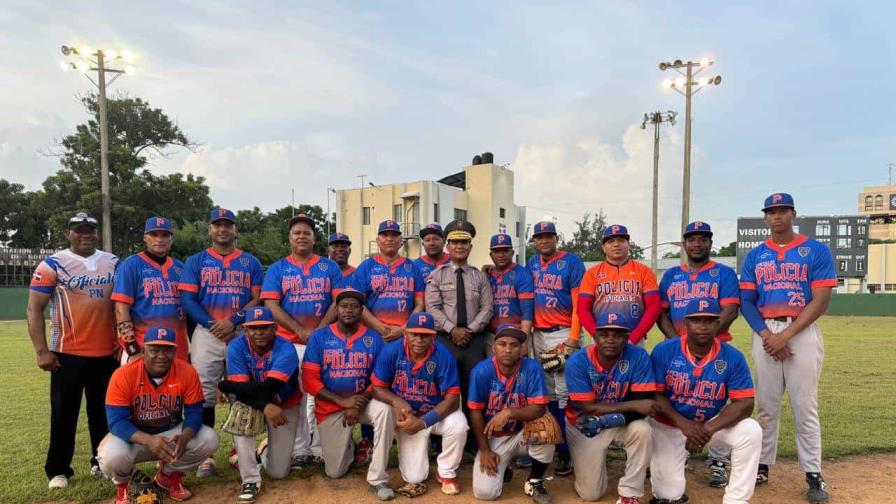 Policía Nacional Campeón en  Sóftbol Oficiales, Juegos Deportivos Militares