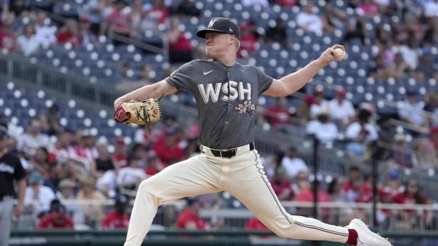 Herz poncha a 13 y permite un hit en triunfo 4-0 de Nacionales ante Marlins Herz poncha a 13 y permite un hit en triunfo 4-0 de Nacionales ante Marlins