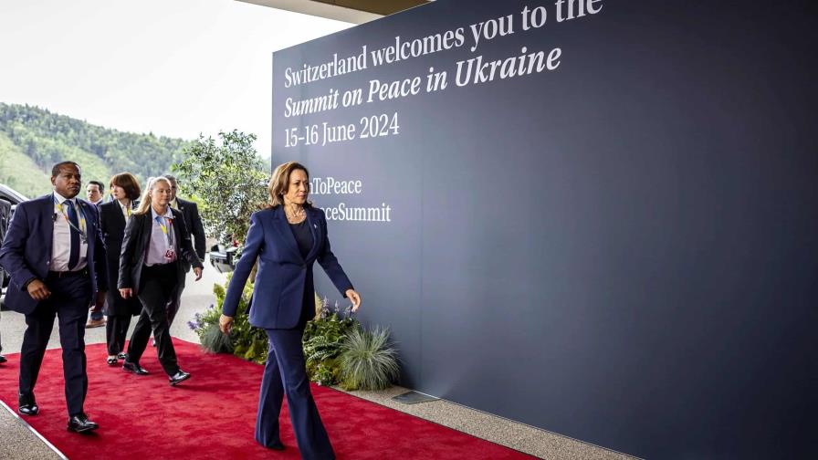 Kamala Harris anuncia la intención de Estados Unidos de conceder 1,500 millones de dólares a Ucrania