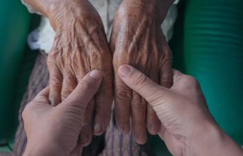 Conape ha recibido más de 2,000 denuncias de abusos a adultos mayores