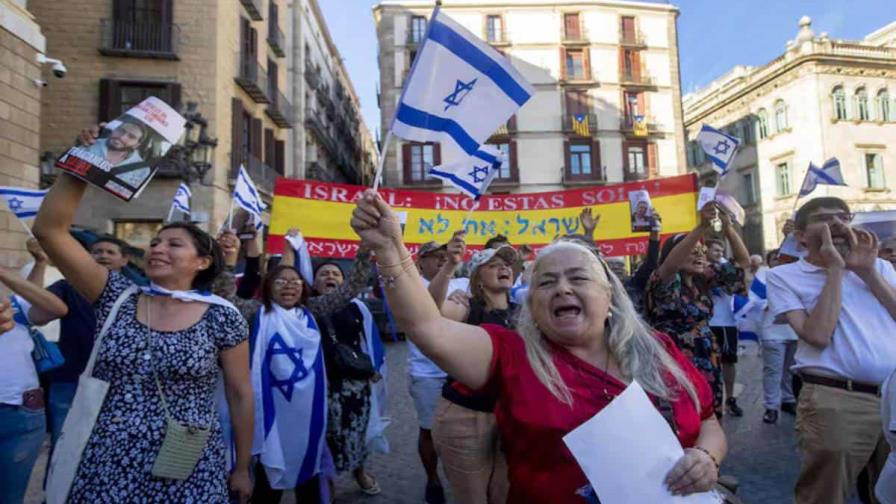 Manifestaciones de israelíes y palestinos sin incidentes en Barcelona al mediar la policía