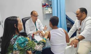 Clínica dominicana reimplanta dedo a un niño de ocho años