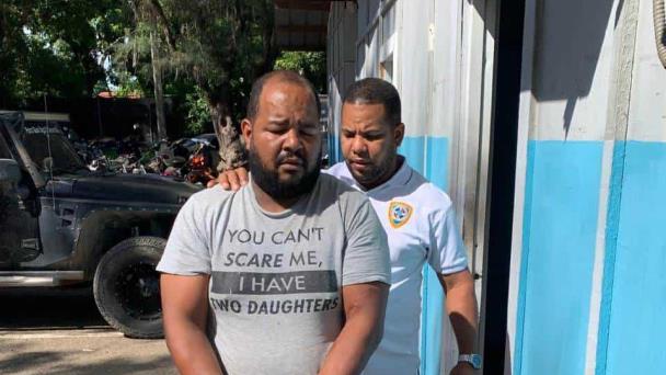 Aplazan conocimiento de medida de coerción contra hombre acusado de estrangular a su madre