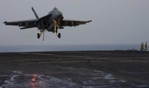 Portaaviones de EE.UU. refuta con humor aseveraciones hutíes de que lo hundieron