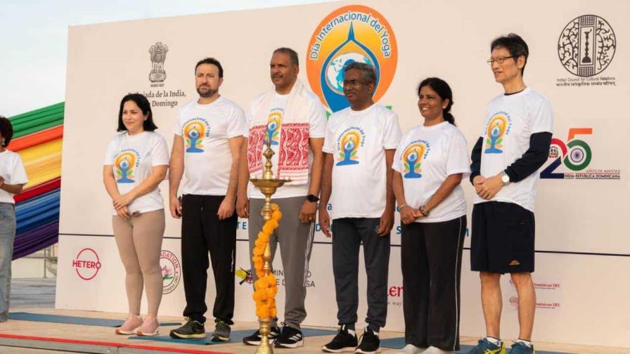 Embajada de la India en República Dominicana celebra Día Internacional del Yoga