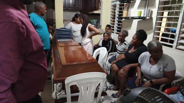 Familia acusa a la Policía de matar a un motoconcho al arrollarlo en Villa Mella