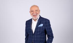 Jochy Santos, honrado de unirse por primera vez al show La Escuelota