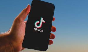 Redes cambian el juego en Perú: TikTok emerge como fuente de noticias y Facebook retrocede