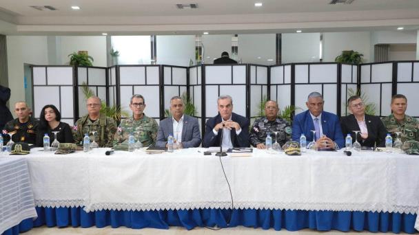 Presidente Luis Abinader da seguimiento al Plan de Seguridad Ciudadana