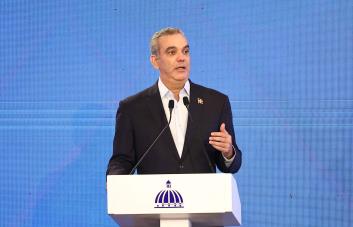 Abinader presenta acciones que implementa el Gobierno para lograr duplicar su PIB en el 2036