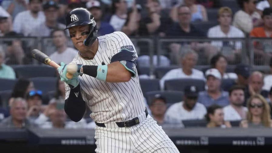 Judge abandona juego de Yankees ante Orioles tras recibir pelotazo en una mano