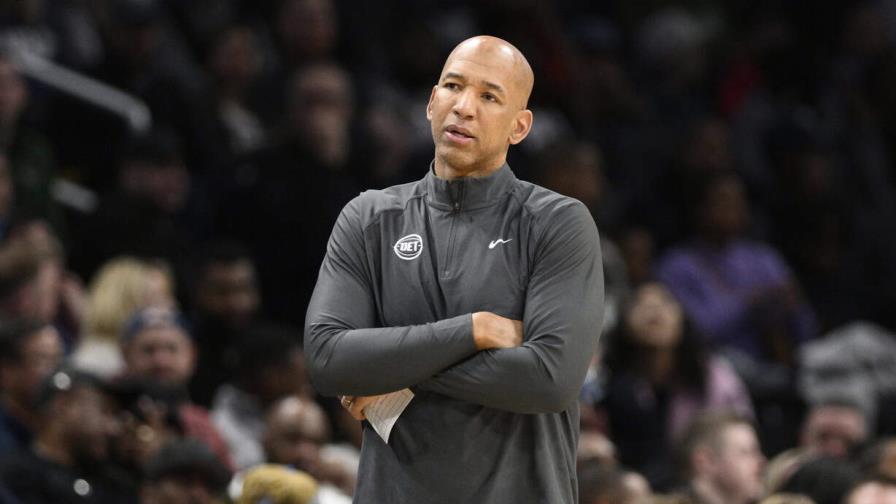 Pistons despiden al entrenador Monty Williams tras ser el peor equipo de la NBA