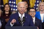 Biden ofrece a algunos inmigrantes una vía hacia la naturalización. Así es como funcionará el plan