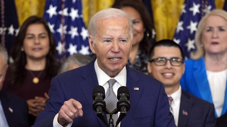 Biden ofrece a algunos inmigrantes una vía hacia la naturalización. Así es como funcionará el plan