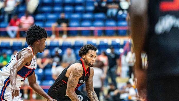 Reales y Titanes logran sendas victorias en la LNB