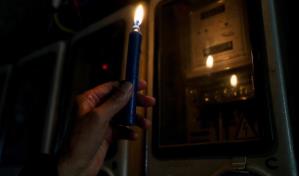 Un fallo en el sistema de transmisión eléctrica deja a Ecuador sin luz