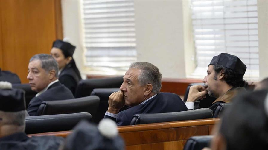 Exministro Jos&eacute; Ram&oacute;n Peralta ser&aacute; el pr&oacute;ximo en defenderse de acusaciones en caso de corrupci&oacute;n