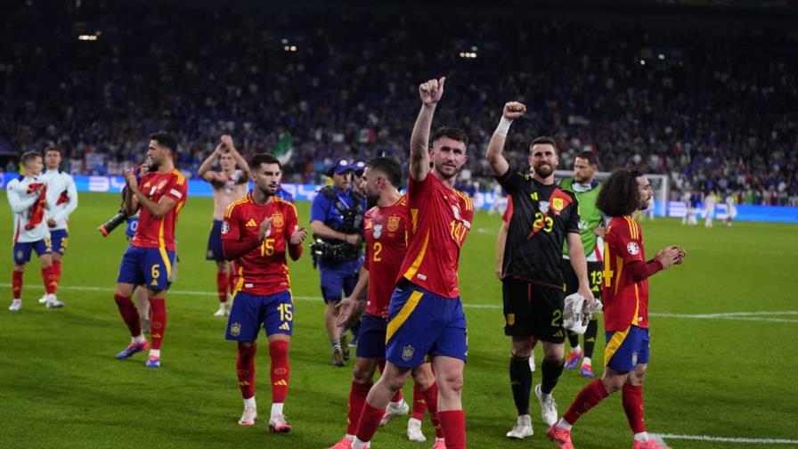 España avanza a octavos de la Euro al superar a Italia con un autogol España avanza a octavos de la Euro al superar a Italia con un autogol