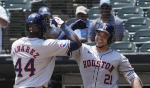 Yordan Álvarez jonronea y empuja 2 carreras en triunfo 5-3 de Astros ante Medias Blancas