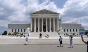 Corte Suprema de EEUU ratifica condena de mujer que impugn&oacute; peritaje en caso de narcotr&aacute;fico