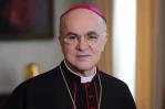El Vaticano imputa por cisma al arzobispo Carlo Maria Viganò, muy crítico con el papa
