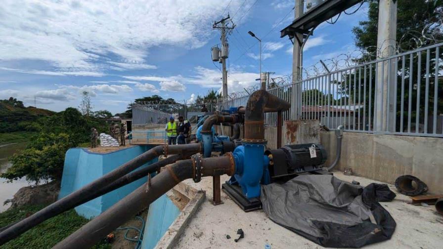 Gobierno inicia pruebas de las nuevas electrobombas del canal La Vigía en Dajabón