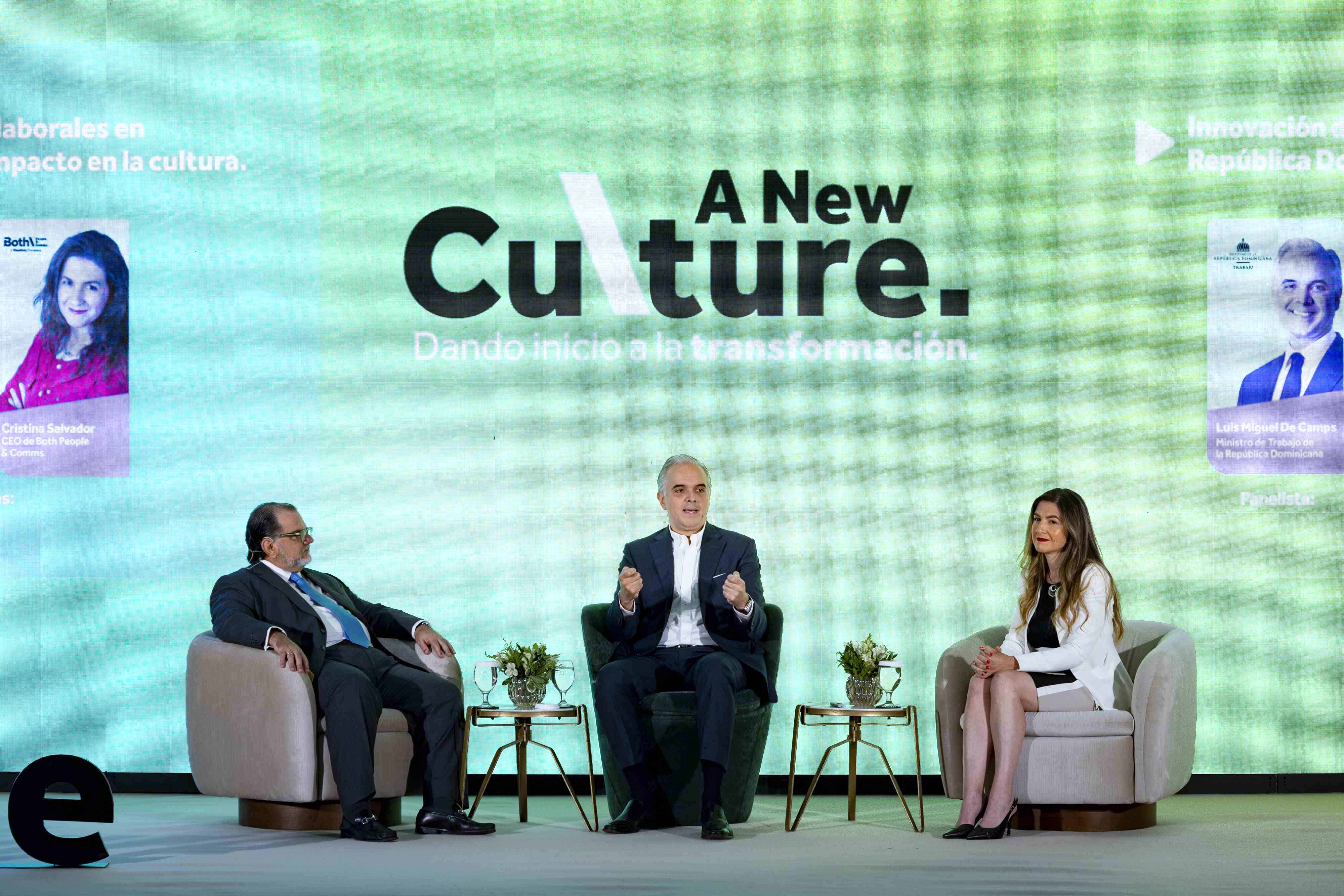 Valcárcel habló en el marco del lanzamiento de "A New Culture", una actividad organizada por Newlink Dominicana por su vigésimo aniversario.