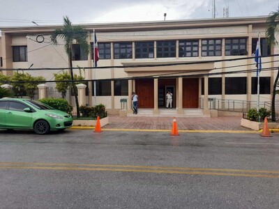Médico en prisión preventiva por falsificación de documentos