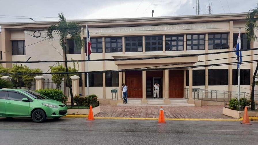 M&eacute;dico a prisi&oacute;n por presunta falsificaci&oacute;n de documentos para registrar nacimientos de extranjeros