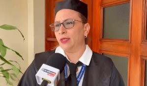 Familia de educadora muerta en Tenares no se querelló contra el policía que le disparó