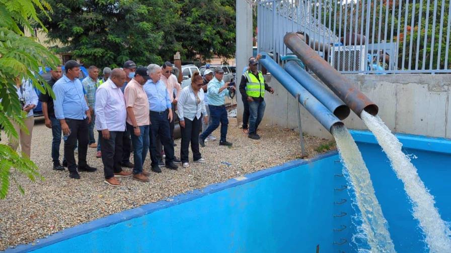 Gobierno pone en funcionamiento electrobombas en el canal La Vigía de Dajabón