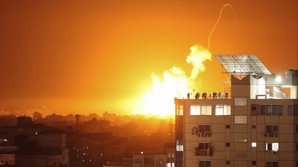Israel detecta llegada de 3 drones cargados de explosivos y unos 25 cohetes desde Líbano