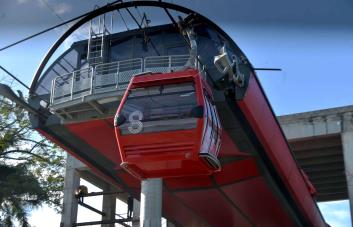 Más de 100 mil personas utilizaron el teleférico de Santiago en el primer mes y medio de operaciones