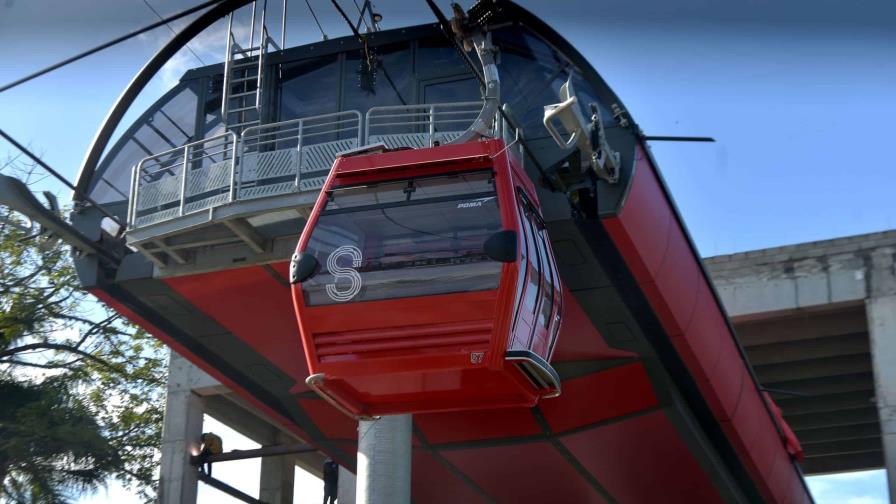 Más de 100 mil personas utilizaron el teleférico de Santiago en el primer mes y medio de operaciones