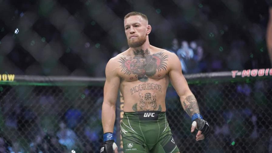 Conor McGregor dice que una fractura en un dedo del pie lo forzó a retirarse de UFC 303