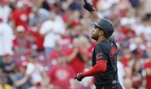 Con par de jonrones de Jeimer Candelario, Rojos derrotan 5-2 a Medias Rojas